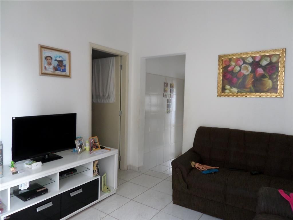 Casa à venda com 1 quarto, 39m² - Foto 4