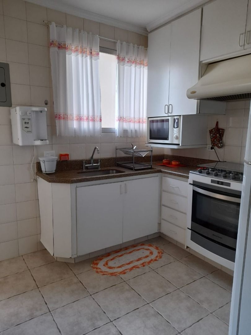 Apartamento à venda com 3 quartos, 137m² - Foto 5