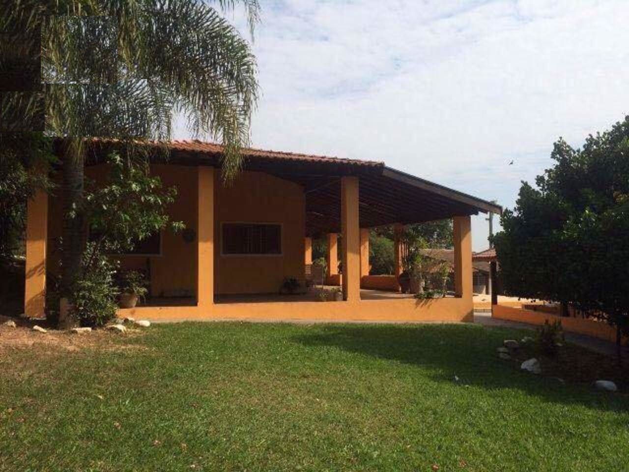 Chácara à venda com 3 quartos, 400m² - Foto 2