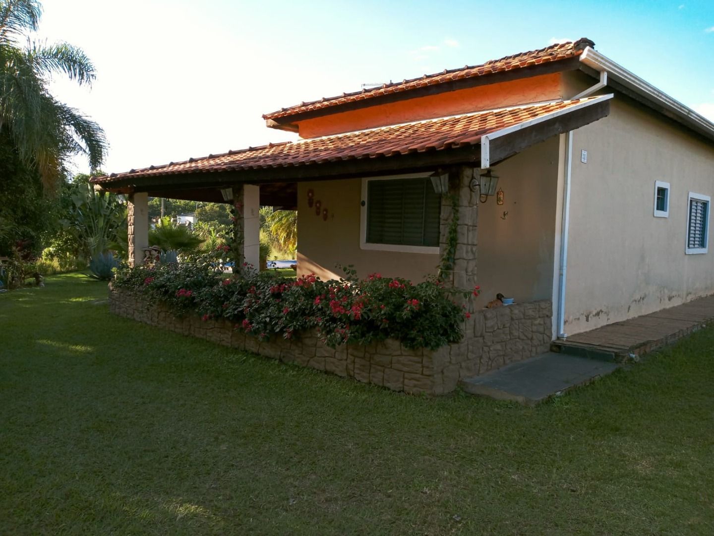 Chácara à venda com 3 quartos, 200m² - Foto 6