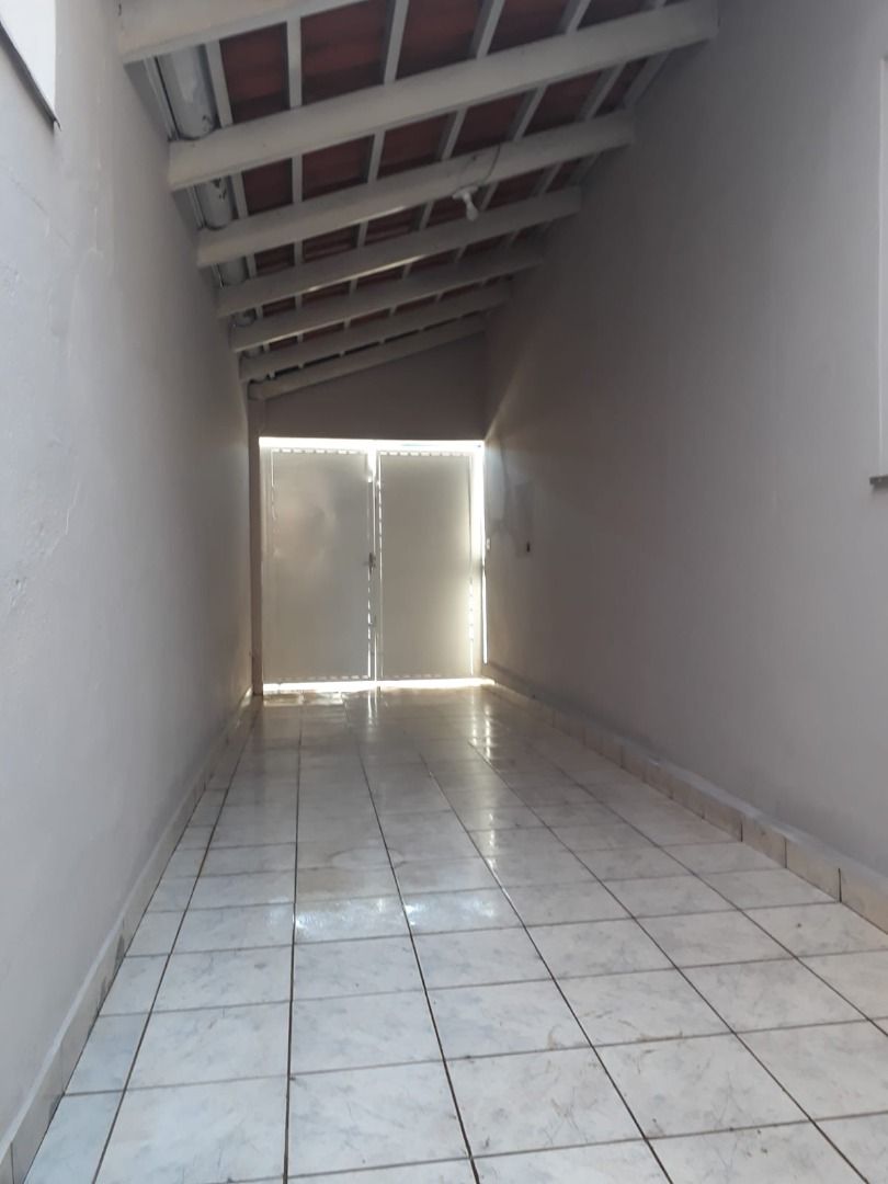 Casa à venda com 1 quarto, 112m² - Foto 2