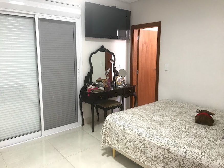 Casa de Condomínio à venda com 4 quartos, 300m² - Foto 19