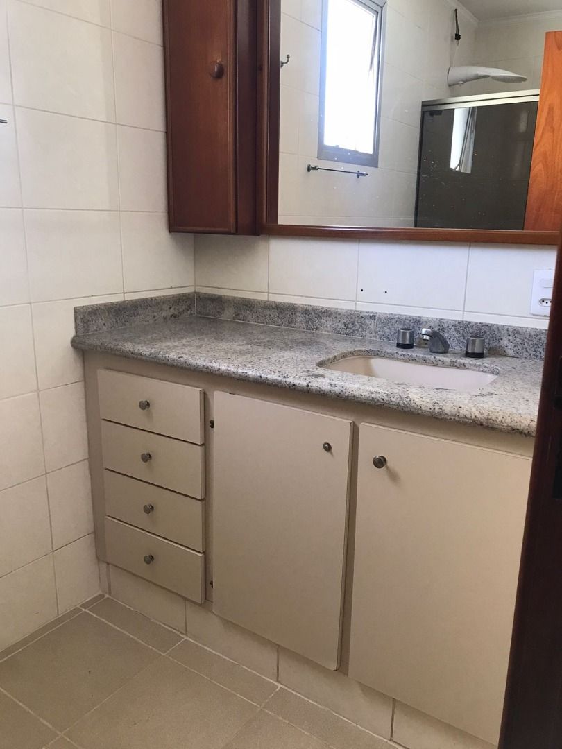 Apartamento à venda com 3 quartos, 106m² - Foto 15