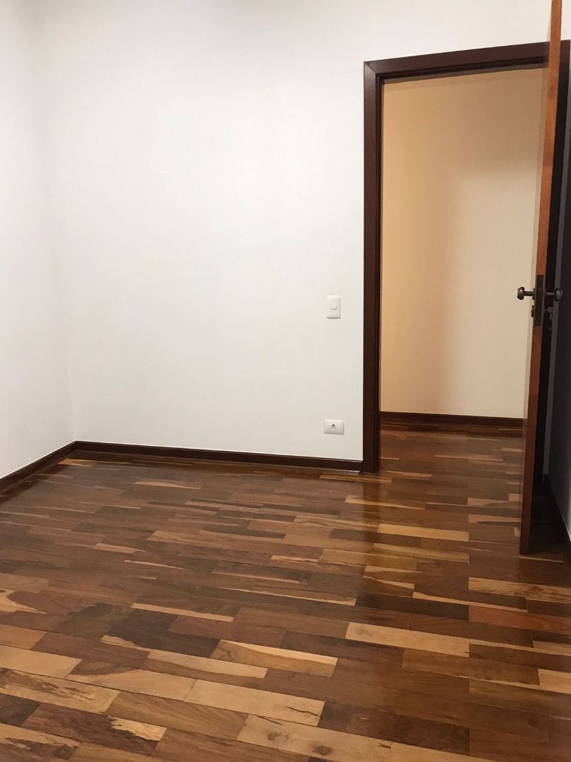 Apartamento à venda com 3 quartos, 106m² - Foto 19