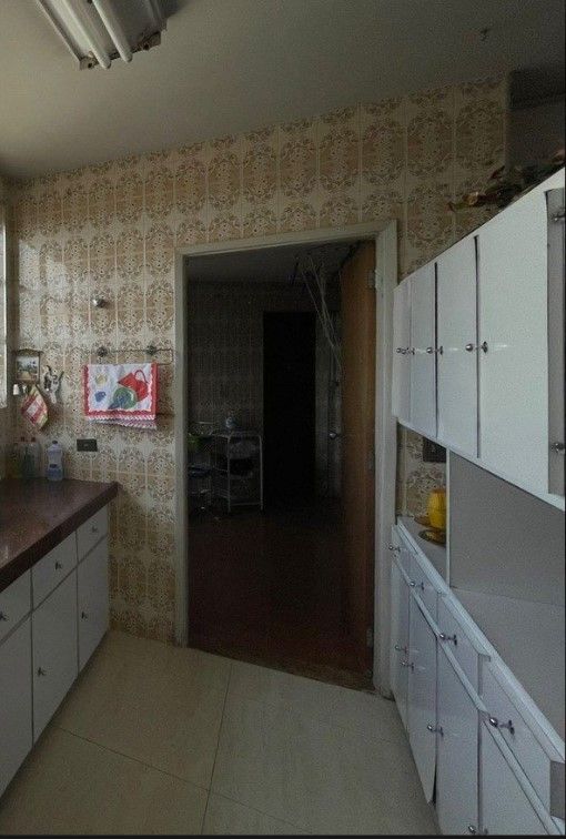 Apartamento à venda com 3 quartos, 156m² - Foto 8