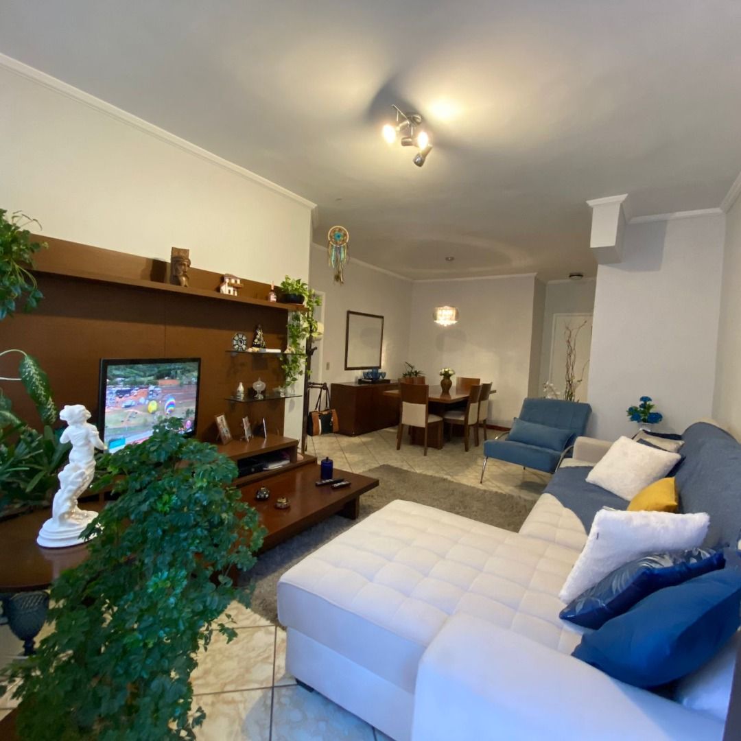 Apartamento à venda com 2 quartos, 74m² - Foto 1