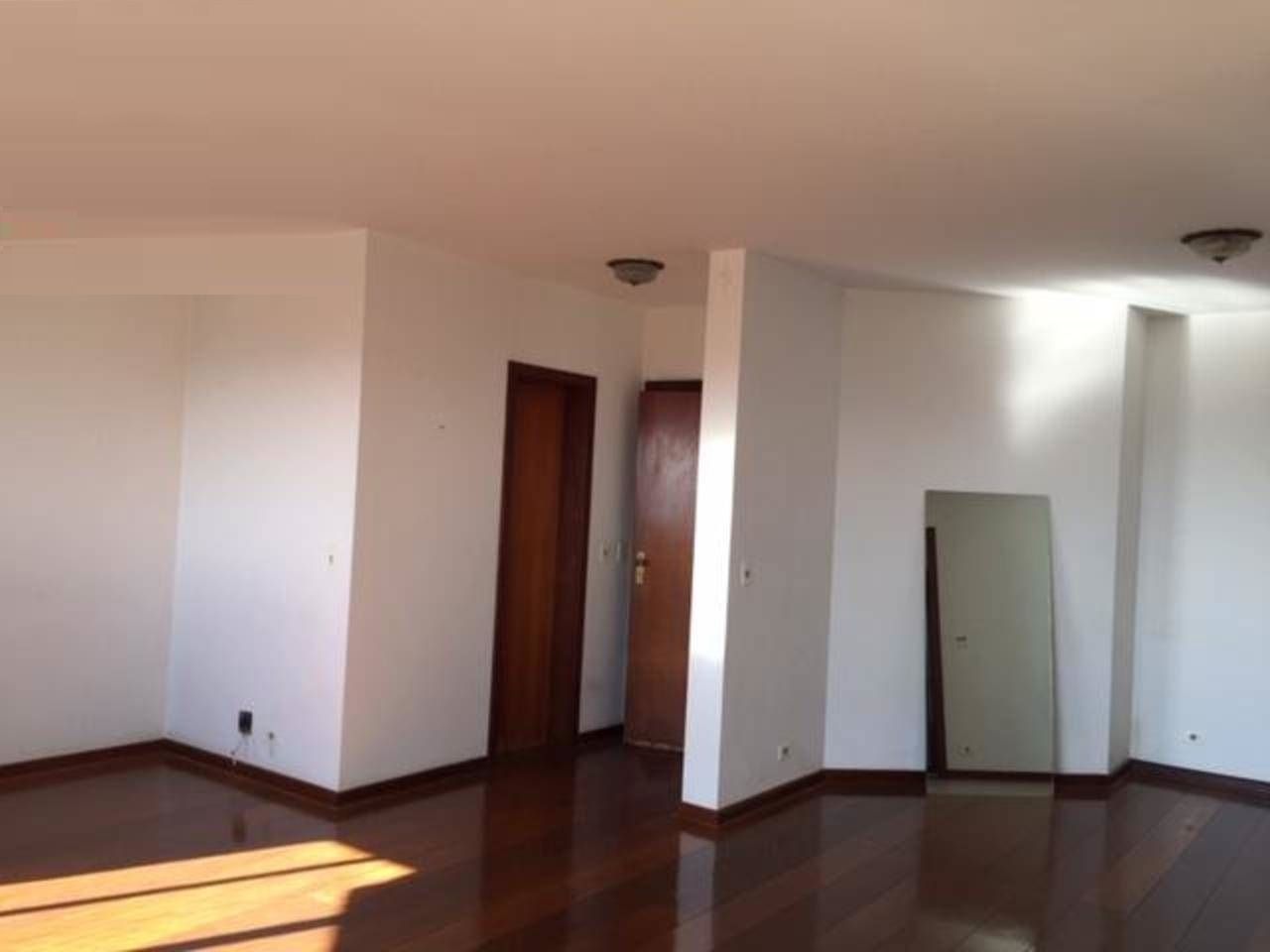 Apartamento à venda com 3 quartos, 145m² - Foto 28