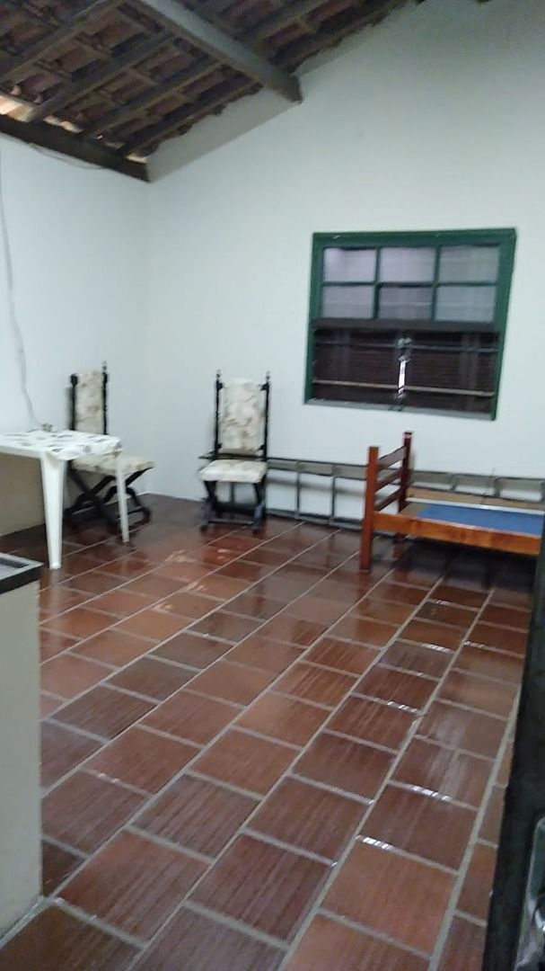 Chácara à venda com 2 quartos, 100m² - Foto 11