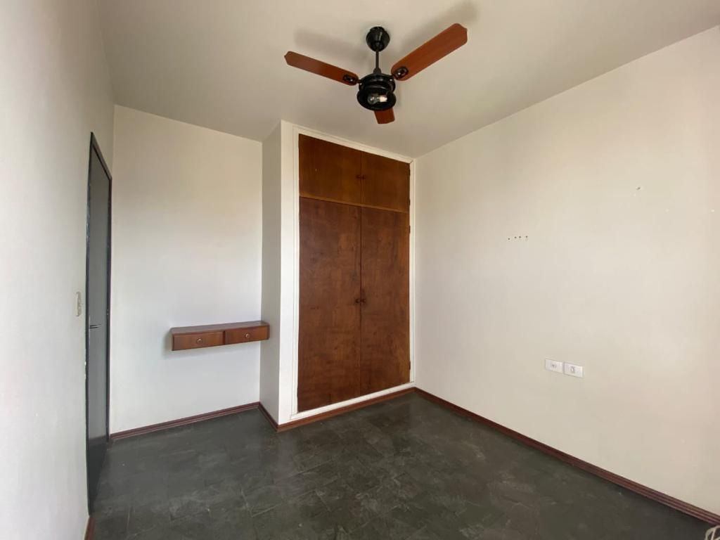 Apartamento à venda com 2 quartos, 80m² - Foto 5