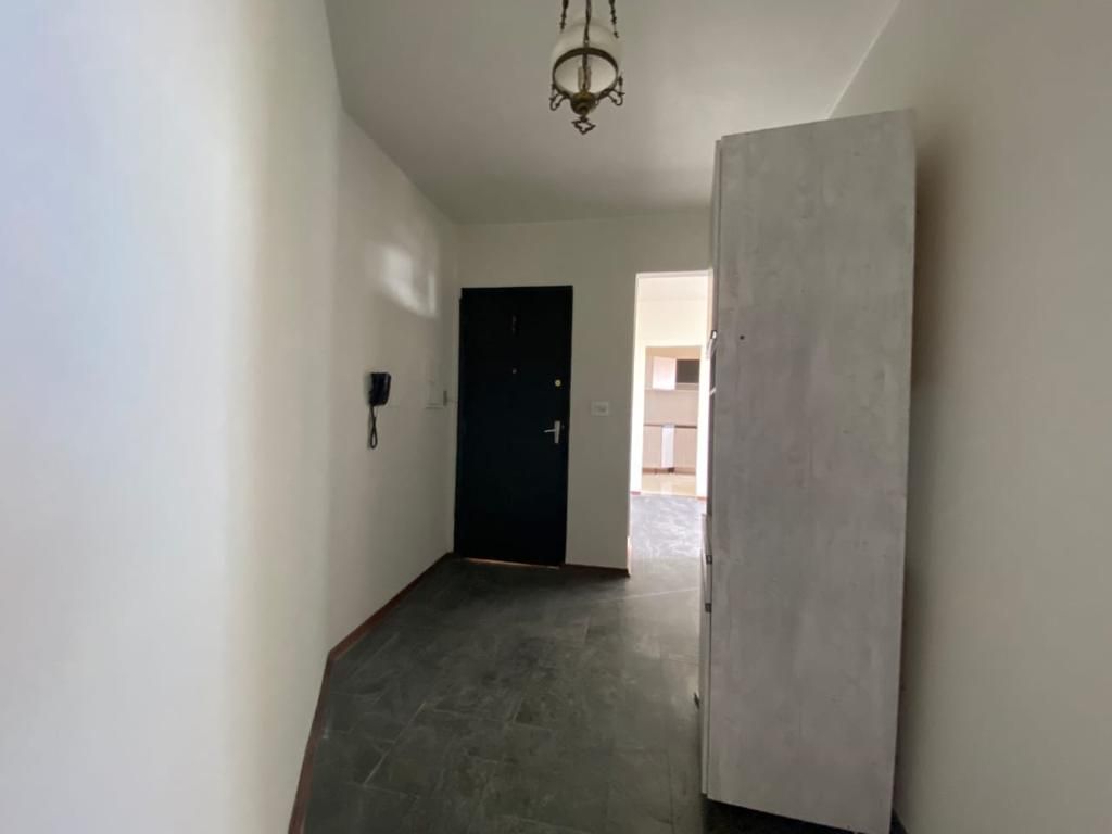 Apartamento à venda com 2 quartos, 80m² - Foto 7