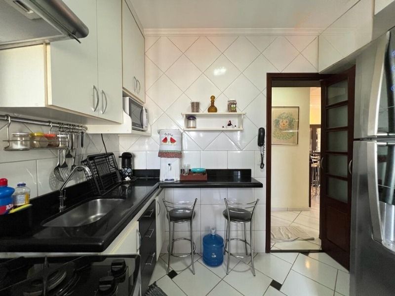 Apartamento à venda com 3 quartos, 77m² - Foto 5