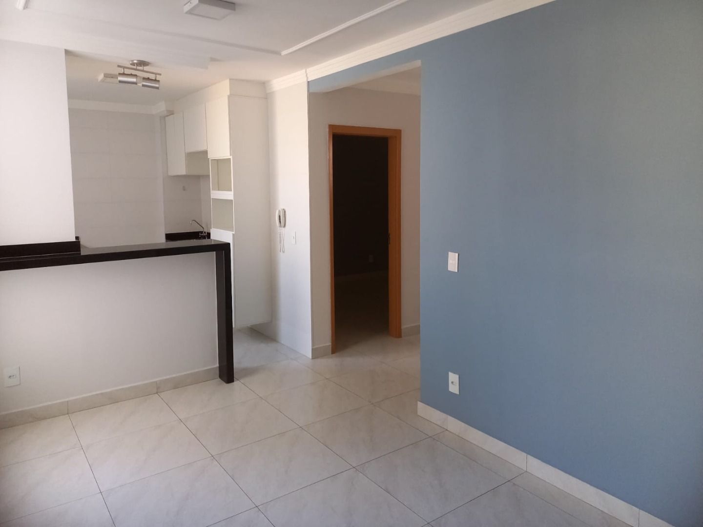 Apartamento à venda com 2 quartos, 44m² - Foto 1