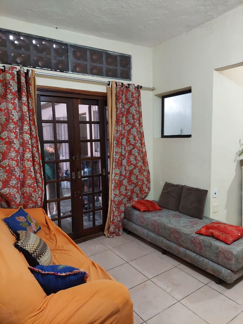 Casa à venda com 3 quartos, 97m² - Foto 5