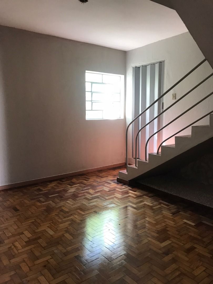 Casa para alugar com 3 quartos, 180m² - Foto 3