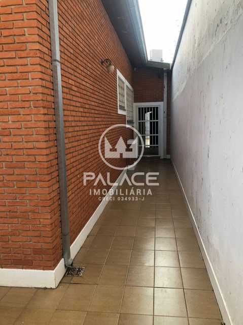 Casa para alugar com 3 quartos, 328m² - Foto 14