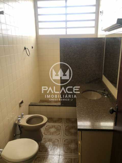 Casa para alugar com 3 quartos, 328m² - Foto 17