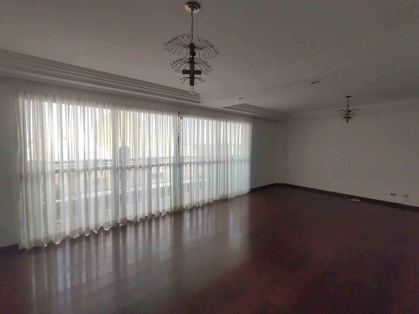 Apartamento à venda com 3 quartos, 151m² - Foto 7