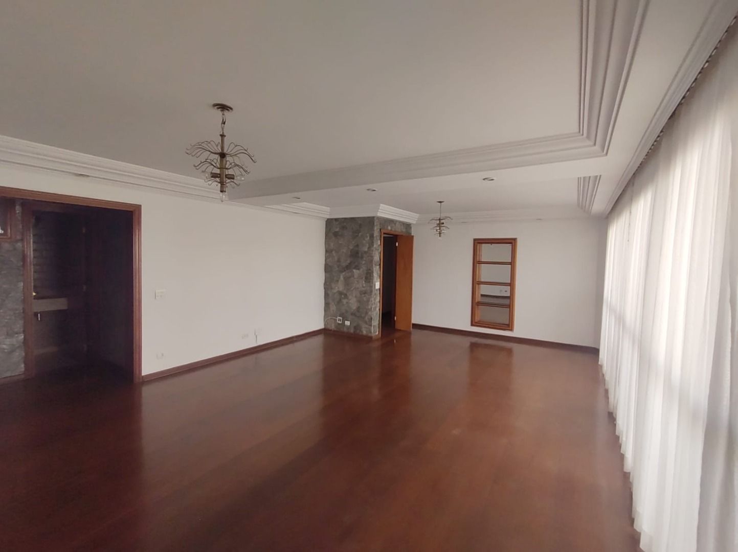 Apartamento à venda com 3 quartos, 151m² - Foto 9