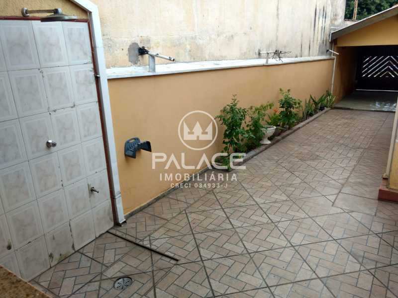 Casa à venda com 3 quartos, 184m² - Foto 21