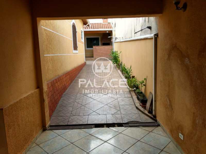 Casa à venda com 3 quartos, 184m² - Foto 20