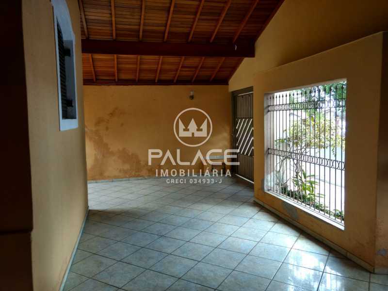 Casa à venda com 3 quartos, 184m² - Foto 4