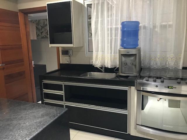 Casa para alugar com 3 quartos, 200m² - Foto 7