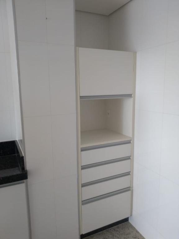 Apartamento à venda com 3 quartos, 109m² - Foto 7