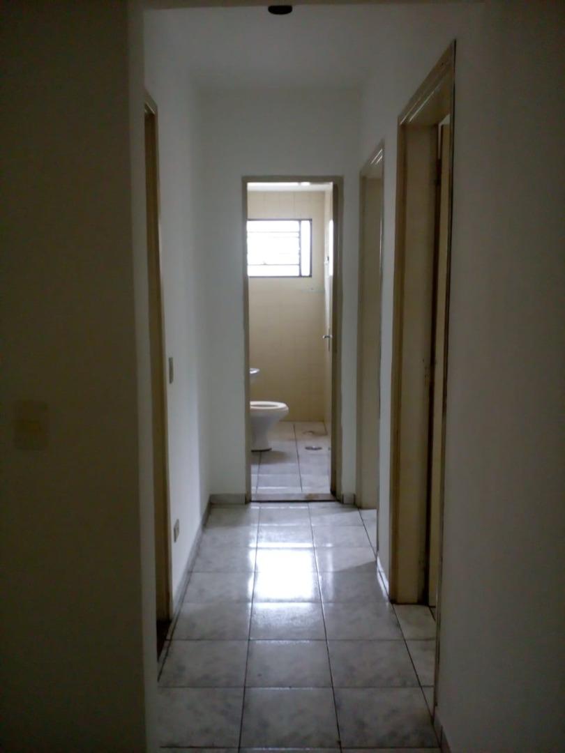 Apartamento à venda com 2 quartos, 64m² - Foto 7