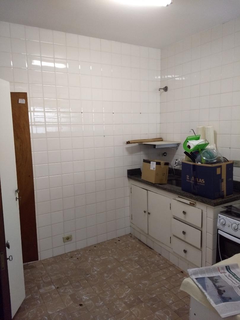 Casa à venda com 2 quartos, 88m² - Foto 9