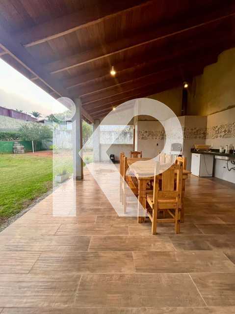 Chácara à venda com 3 quartos, 240m² - Foto 25