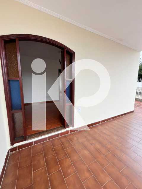 Casa à venda com 3 quartos, 150m² - Foto 12