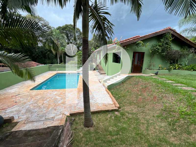 Chácara à venda com 2 quartos, 199m² - Foto 1