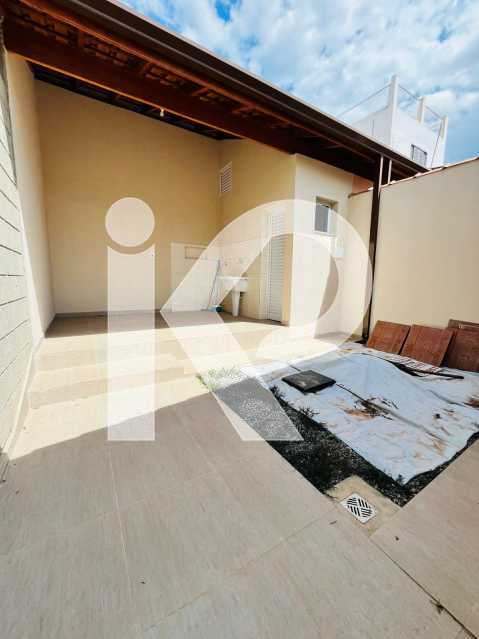 Casa à venda com 3 quartos, 121m² - Foto 8