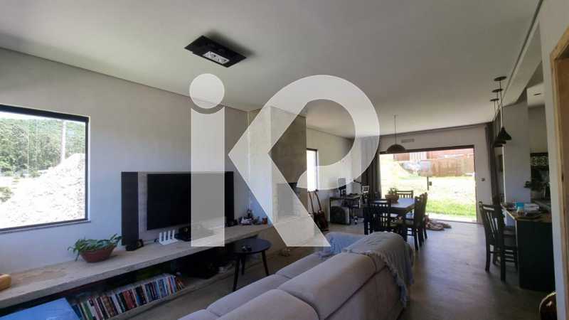 Casa de Condomínio à venda com 3 quartos, 150m² - Foto 6