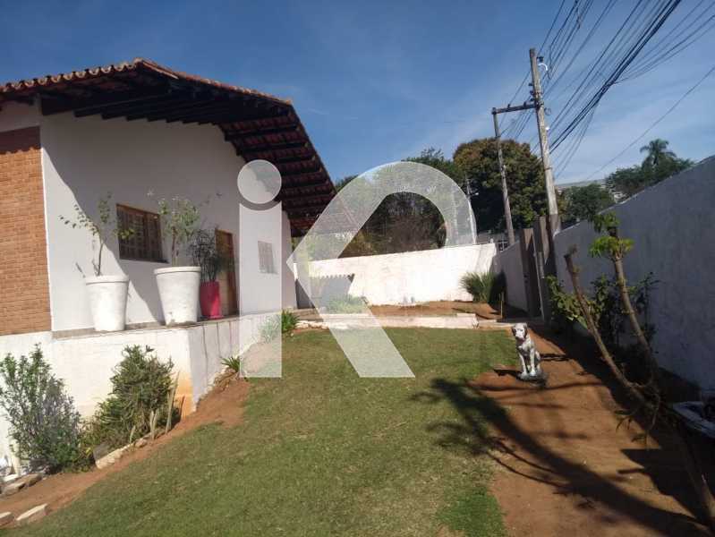 Casa à venda com 4 quartos, 252m² - Foto 8