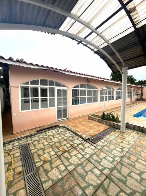 Casa de Condomínio à venda com 4 quartos, 183m² - Foto 10