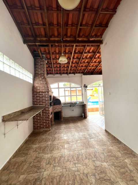 Casa de Condomínio à venda com 4 quartos, 183m² - Foto 9