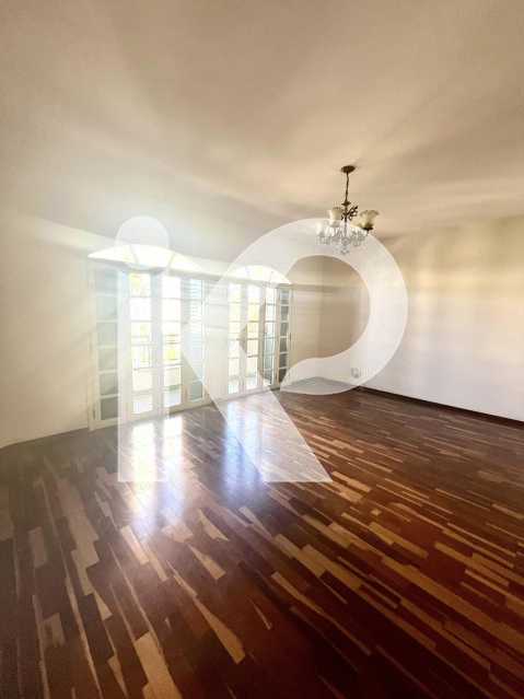 Apartamento à venda com 2 quartos, 127m² - Foto 2