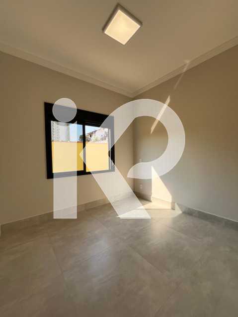 Casa à venda com 2 quartos, 420m² - Foto 13