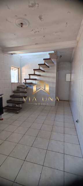 Casa à venda com 2 quartos, 80m² - Foto 1