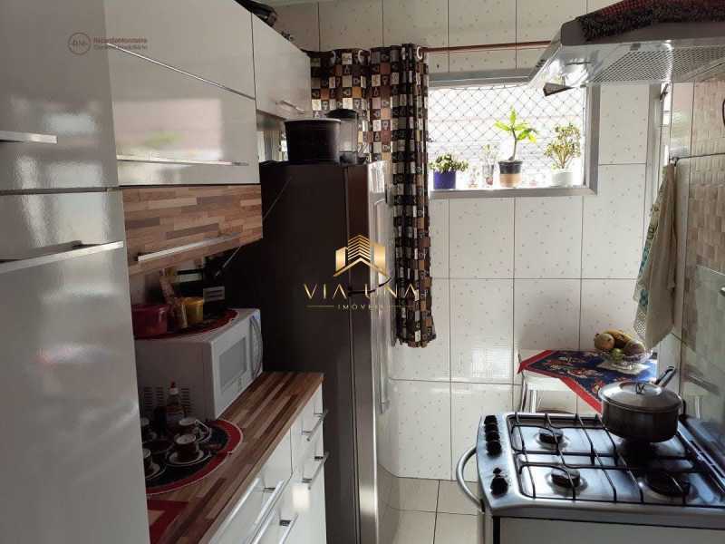 Apartamento à venda com 2 quartos, 69m² - Foto 3