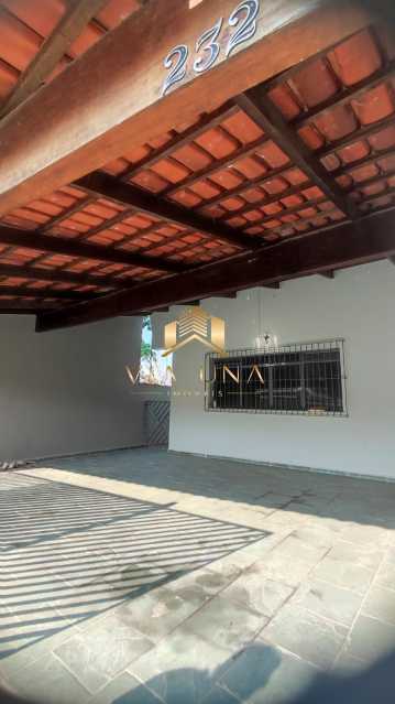 Casa à venda com 3 quartos, 227 - Foto 2