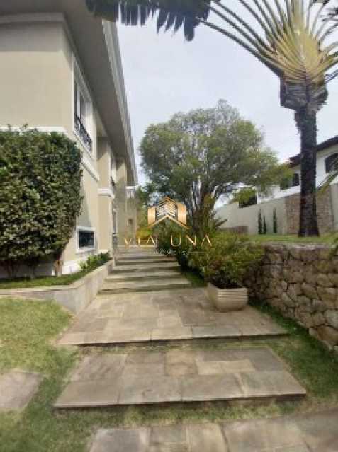 Casa à venda com 3 quartos, 425m² - Foto 9