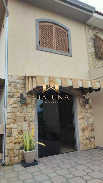 Casa, 4 quartos, 215 m² - Foto 1