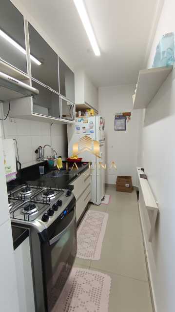 Apartamento à venda com 2 quartos, 56m² - Foto 14