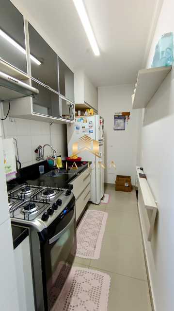 Apartamento à venda com 2 quartos, 56m² - Foto 15