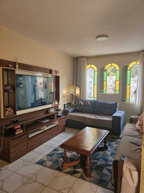 Casa à venda com 3 quartos, 150m² - Foto 2