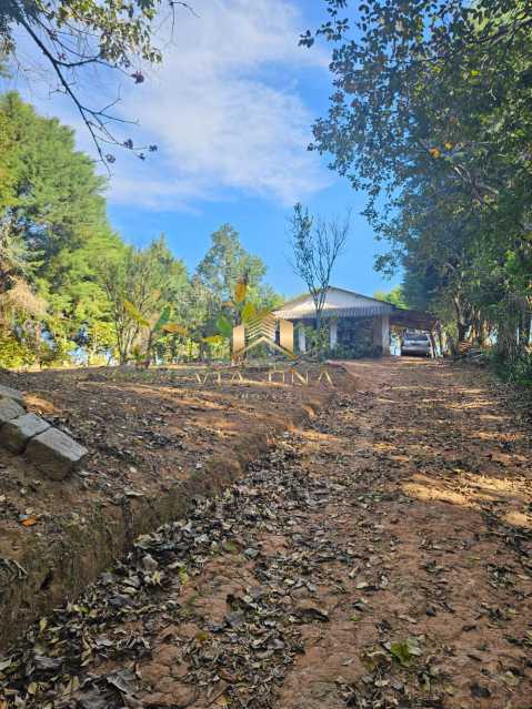 Chácara à venda com 2 quartos, 1000m² - Foto 1