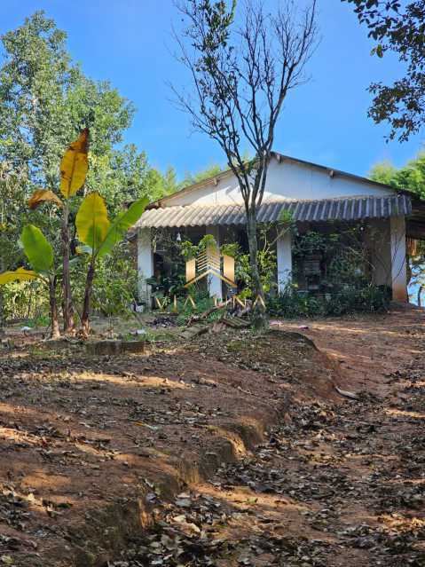 Chácara à venda com 2 quartos, 1000m² - Foto 2