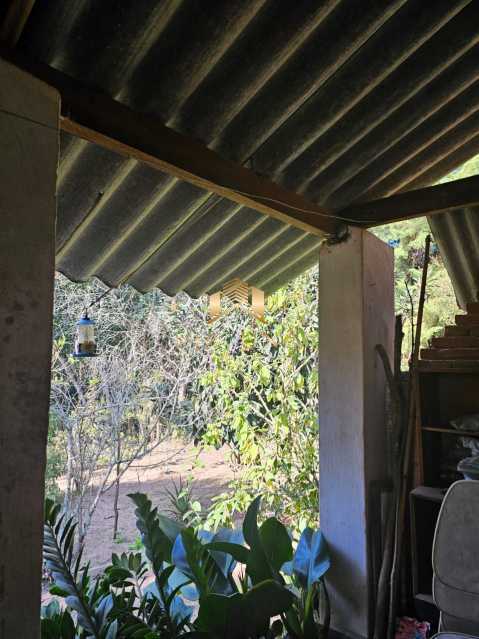 Chácara à venda com 2 quartos, 1000m² - Foto 11